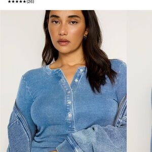 Good American Jeanius Fitted Henley